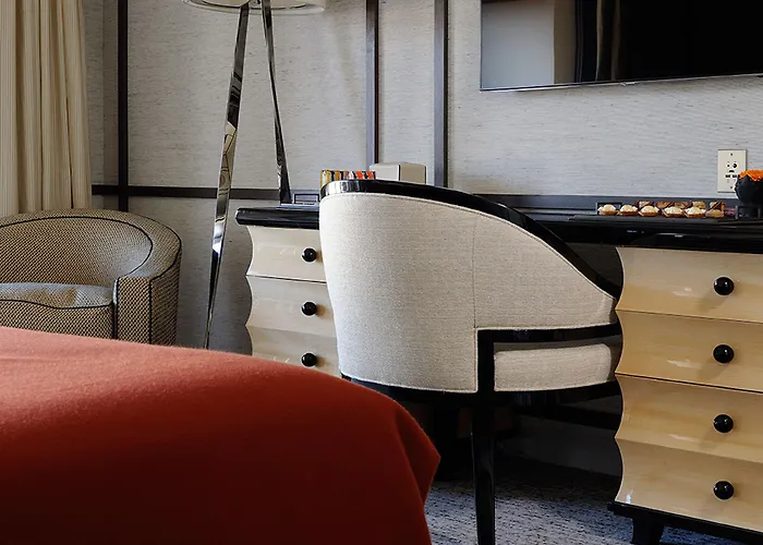 Maia Отель Лион