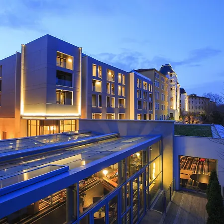 Maia Hotel