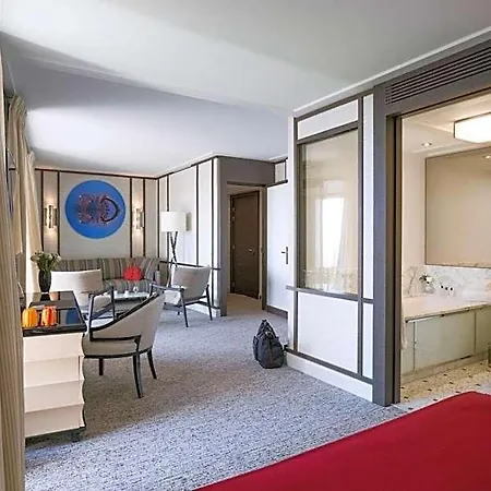 Maia Hotel 5*