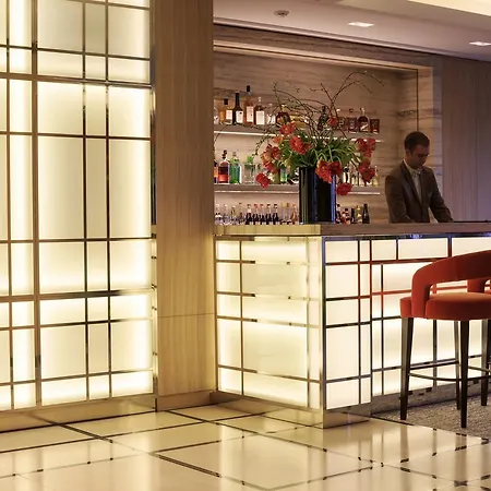 Maia Hotel