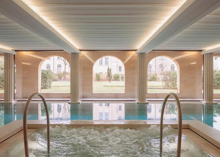 Hotel Maia Lyon